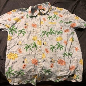 Quick Silver and Peanut collab Hawaiian style shirt